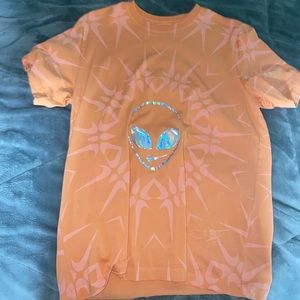 Nike alien shirt